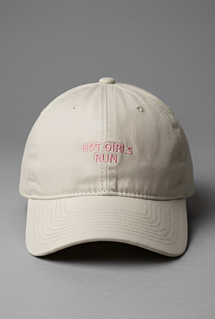 Boné Hot Girls Run "Off White"